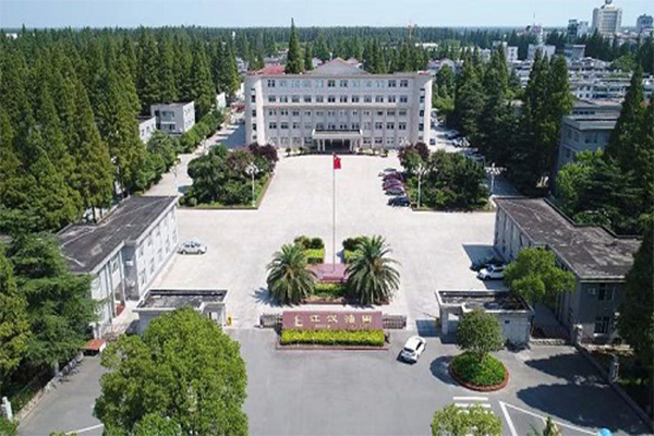 武漢江漢油田供熱移交改造<a href='http://www.jshnzg.com' target='_blank'><u>彈簧減震器</u></a>信息